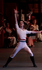 Сцена из балета Пламя Парижа Большого тетра