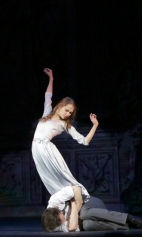 В партии Офелии в балете Гамлет