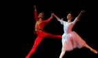 В партии Мари в балете Щелкунчик. Принц - Дмитрий Гуданов