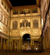 Галерея Уффици (Galleria degli Uffizi)  