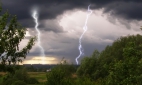 Первый из 140 метеорадиолокаторов для прогнозирования гроз и смерчей появился в Курске