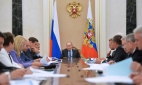 Путин: большинство экспертов сходятся во мнении о том, что экономика РФ стабилизировалась